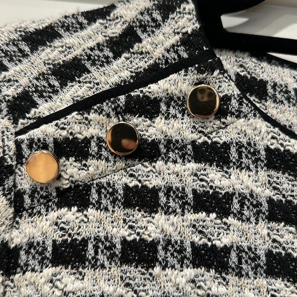 Ann Taylor houndstooth dress with gold flecks and buttons. - Picture 4 of 5